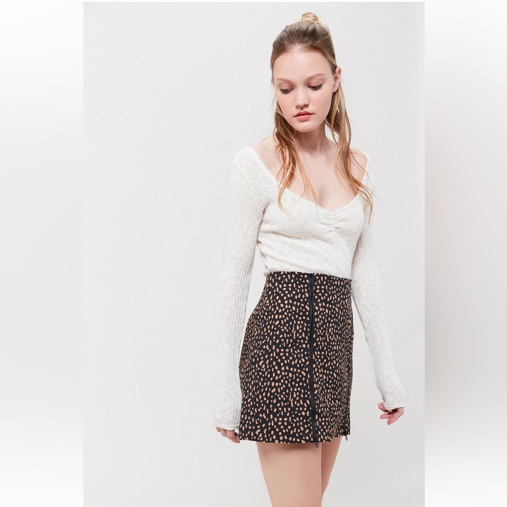Urban Outfitters Tara Side Zip Mini Skirt